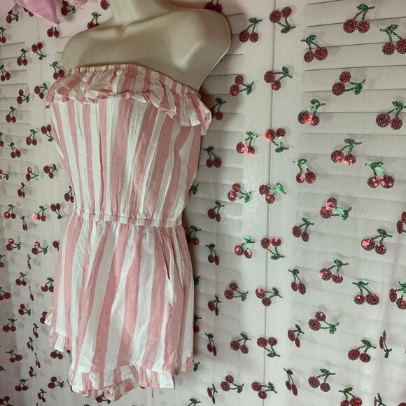 Sold - Picture 2 of 5